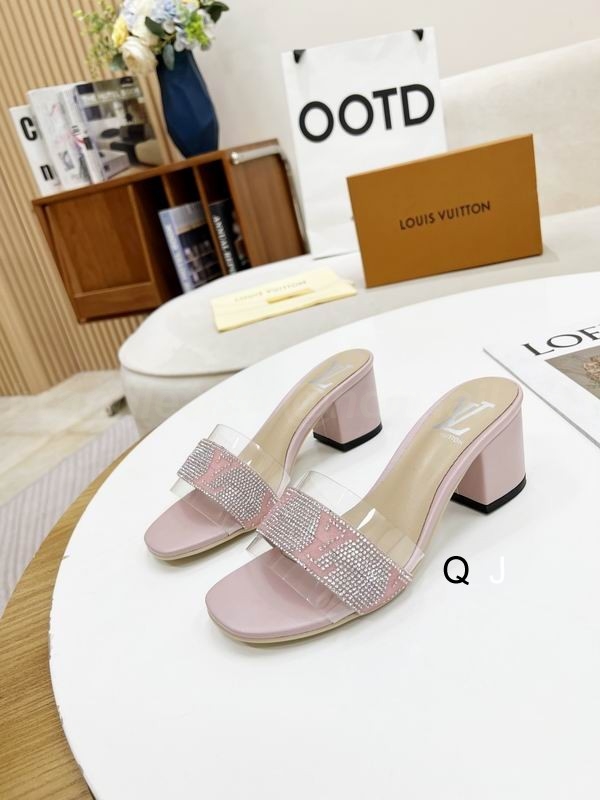Louis Vuitton Women's Slippers 31